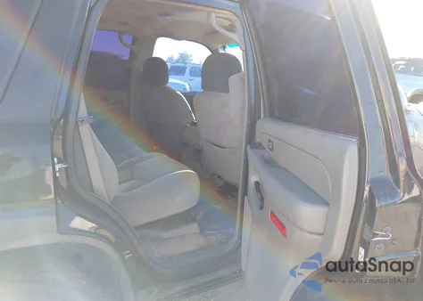 2006 Chevrolet Tahoe Ls z USA, uszkodzony, nr VIN 1GNEC13V16R164573